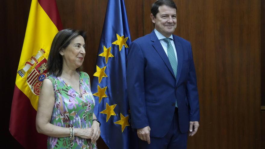 GALERÍA | Las imágenes de la reunión sobre Monte la Reina con Margarita Robles y Alfonso Fernández Mañueco