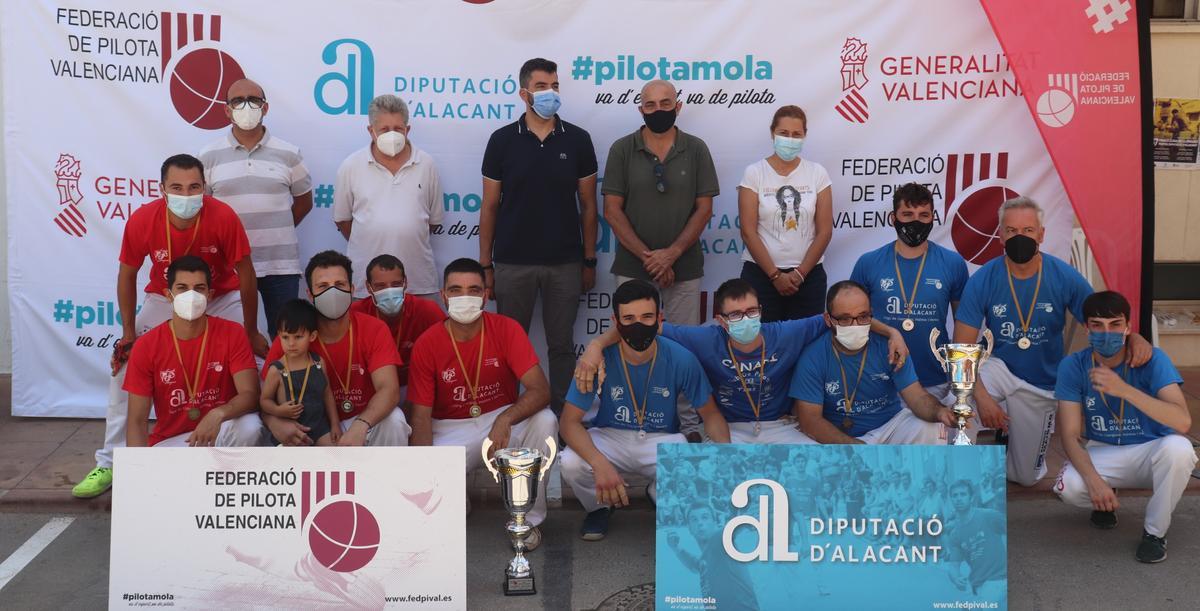 Finalistes de la 2ª categoria de Llargues. Es va imposar el campió de la lliga regular, l’equip A de Murla