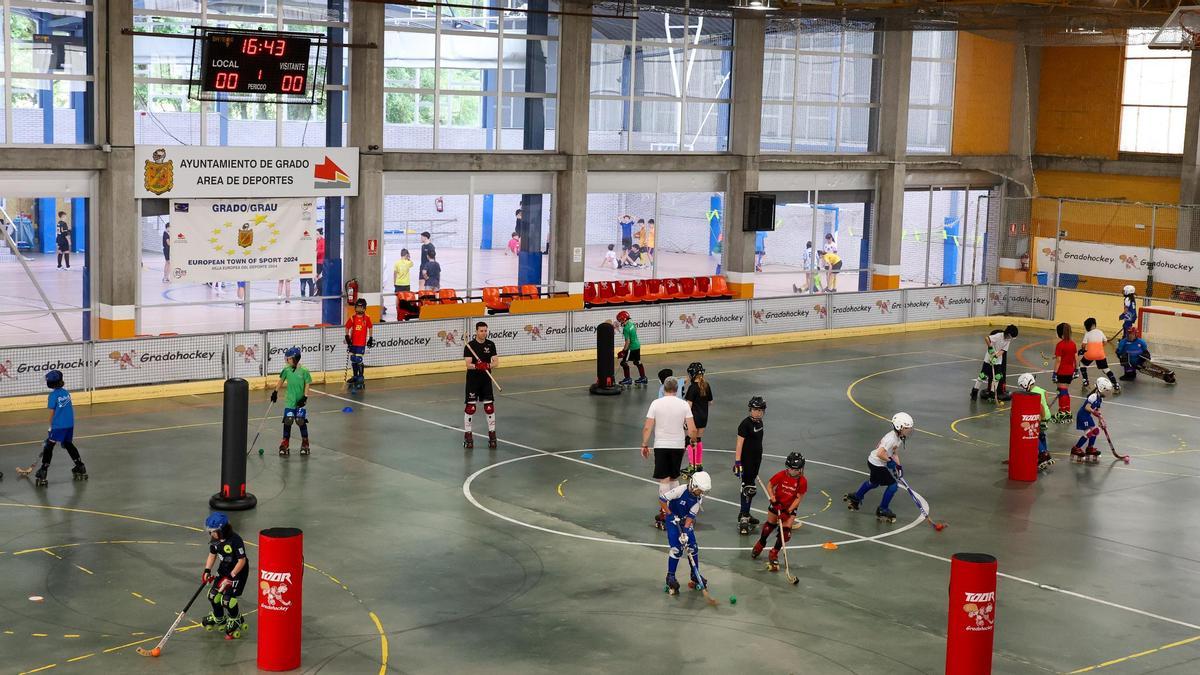 Un momento de las actividades de esta semana en el polideportivo municipal.