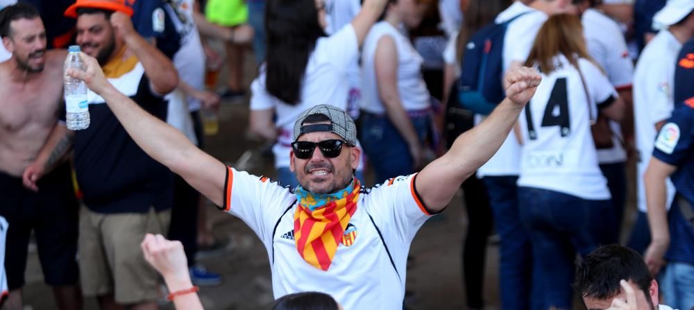 Fan Zone del Valencia CF en Sevilla