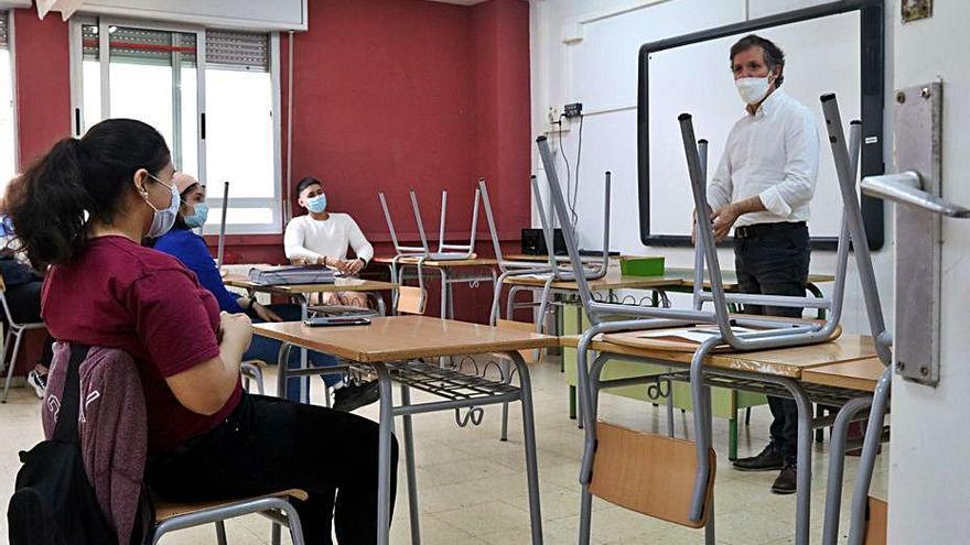 Alumnes en un institut el juny passat.