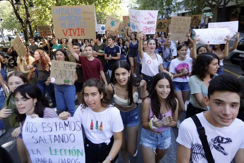 Huelga estudiantil masiva en València ante la emergencia climática