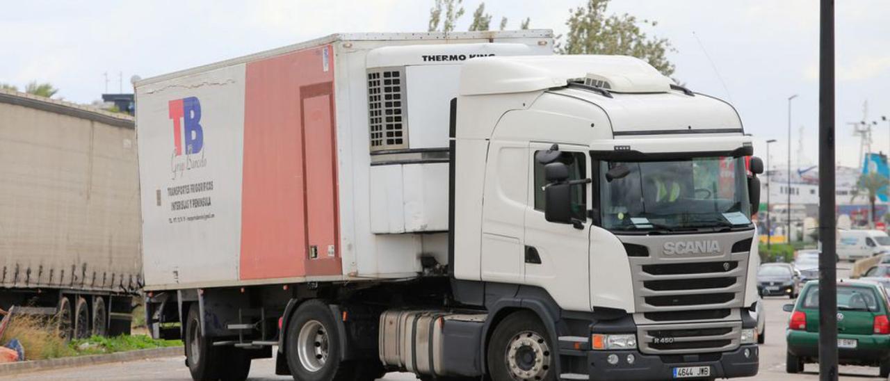 Los camiones en Eivissa no pararán. | VICENT MARÍ