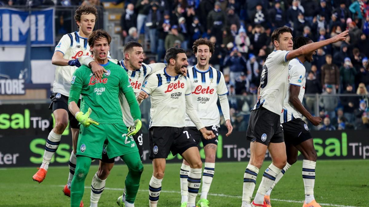 Carnesecchi, tras el penalti fallado por Nico Paz