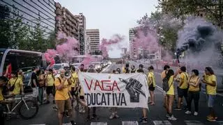 Directo | La huelga de profesores complica el tráfico en Catalunya con cortes en varias carreteras