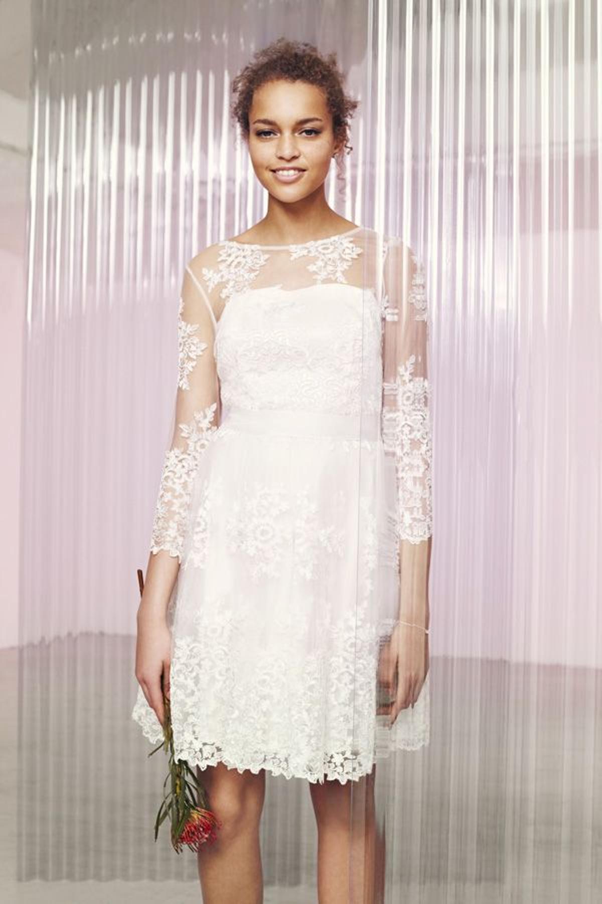 Colección Bridal Asos 2016: vestido corto con encaje y transparencias