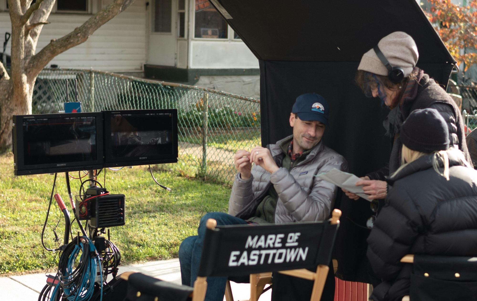 Brad Ingelsby (creador de 'Mare of Easttown'): "Pasé noches sin dormir pensando en qué diría la gente del final"