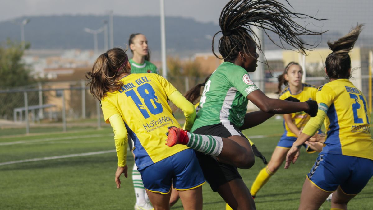 Espectacular imagen del partido de la primera vuelta, que terminó con empate (2-2).