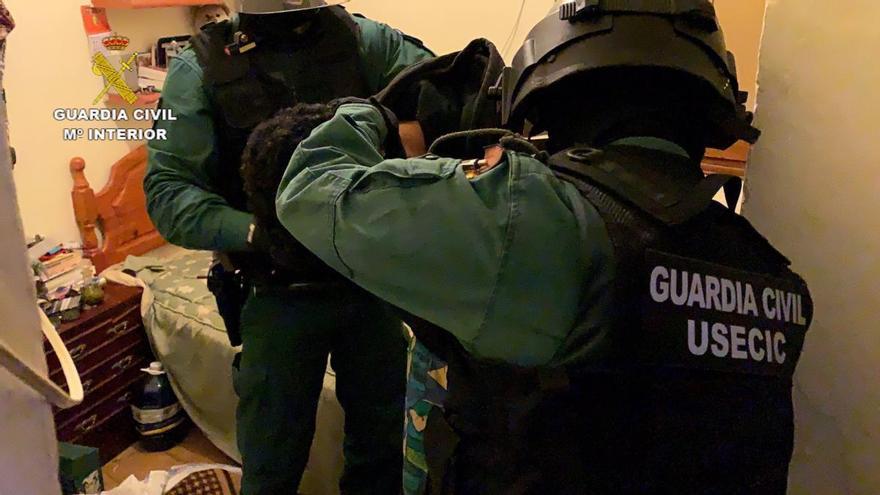 Dos detenidos en la provincia de Cáceres y desarticulado un grupo dedicado al robo en viviendas