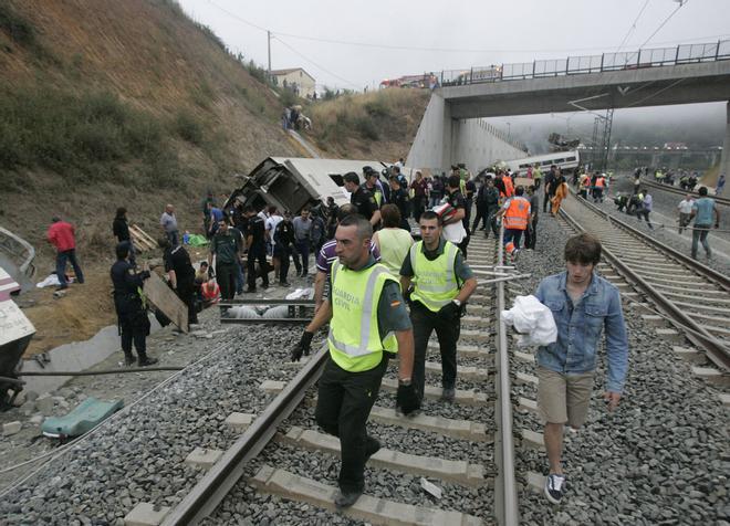 El trágico accidente del tren Alvia en Angrois