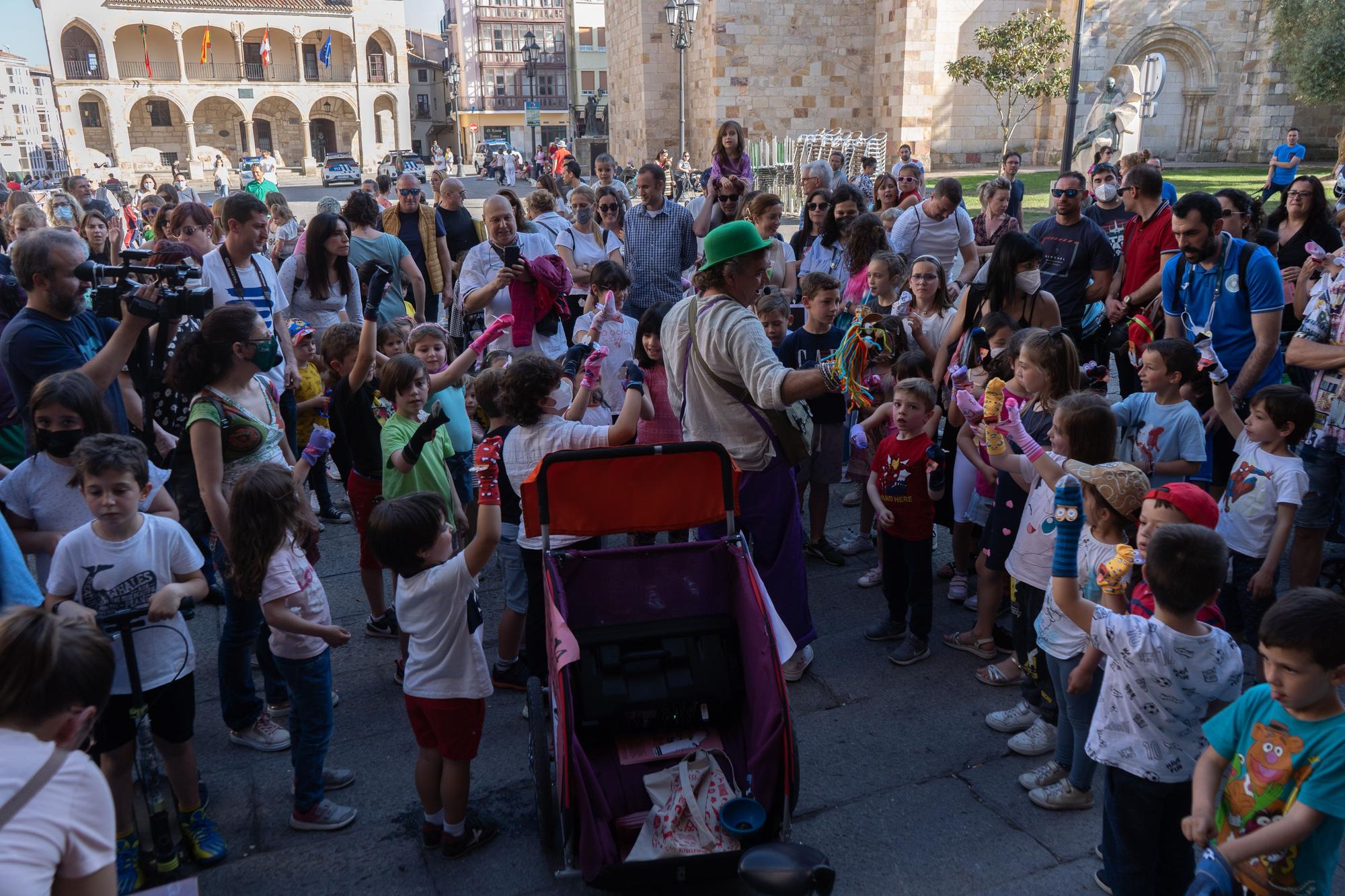 GALERÍA | ¡Larga vida a los títeres de Zamora!