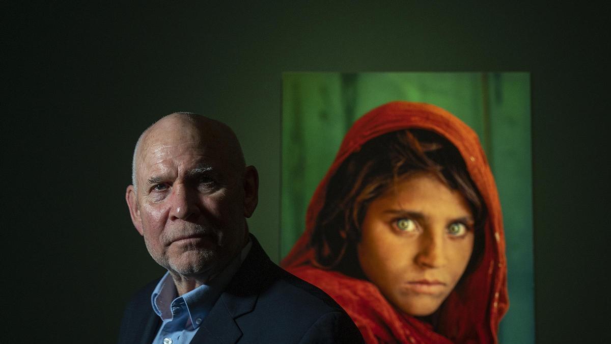 Exposición del fotógrafo Steve McCurry en el Palau Martorell de Barcelona