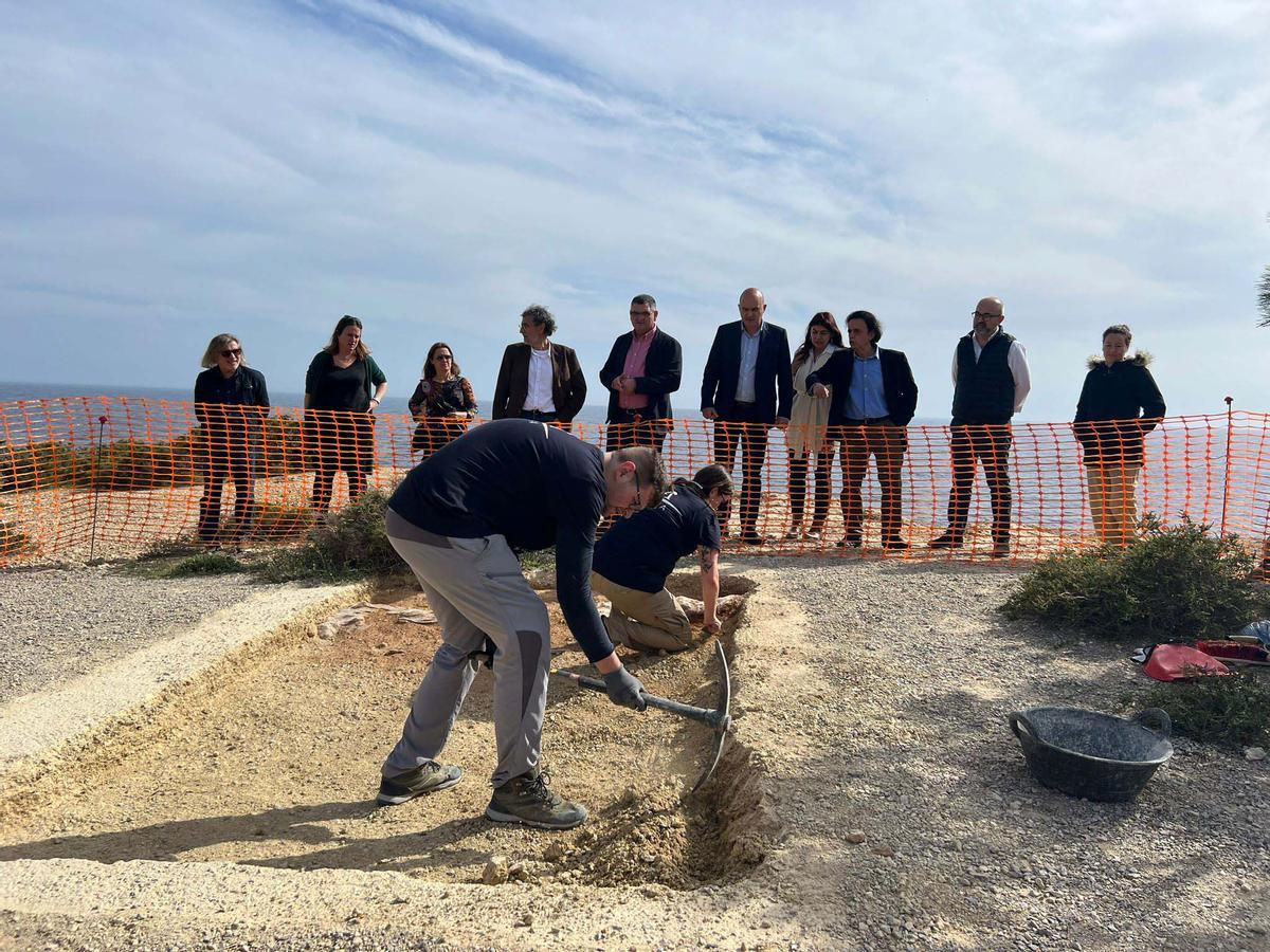 Galería de imágenes del proyecto en el yacimiento fenicio de sa Caleta de Ibiza