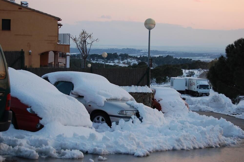 La neu va emblanquinar tota la comarca