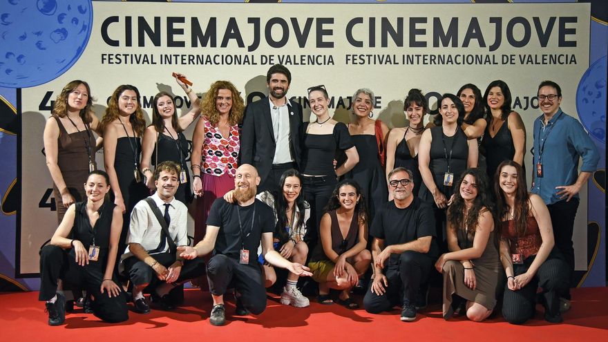 Cinema Jove premia con la ‘Luna de Valencia’ la película ‘Aquel verano en París’, de Valentine Cadic
