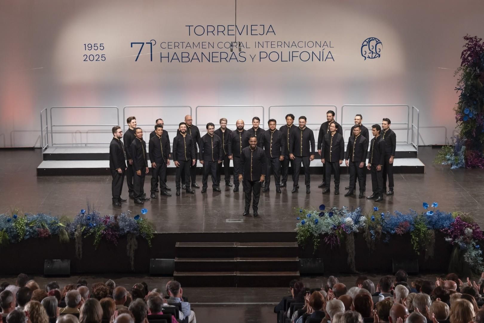 Así fue la clausura del Certamen de Habaneras en Torrevieja