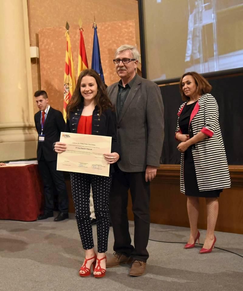 Imágenes de la ceremonia de premios por el Día de la Educación Aragonesa 2016