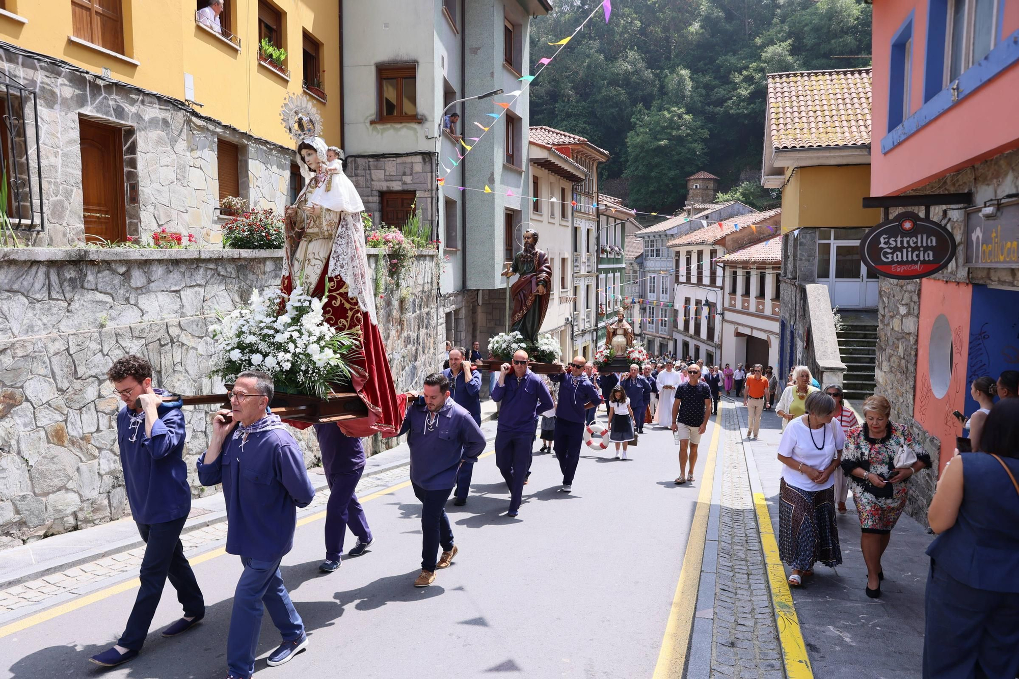 EN IMÁGENES: así fue el día de L'Amuravela en Cudillero