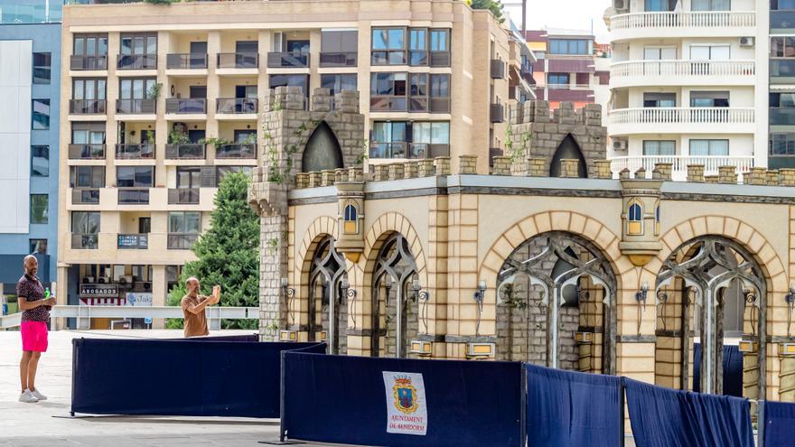 Un castillo enano para los Moros y Cristianos de Benidorm