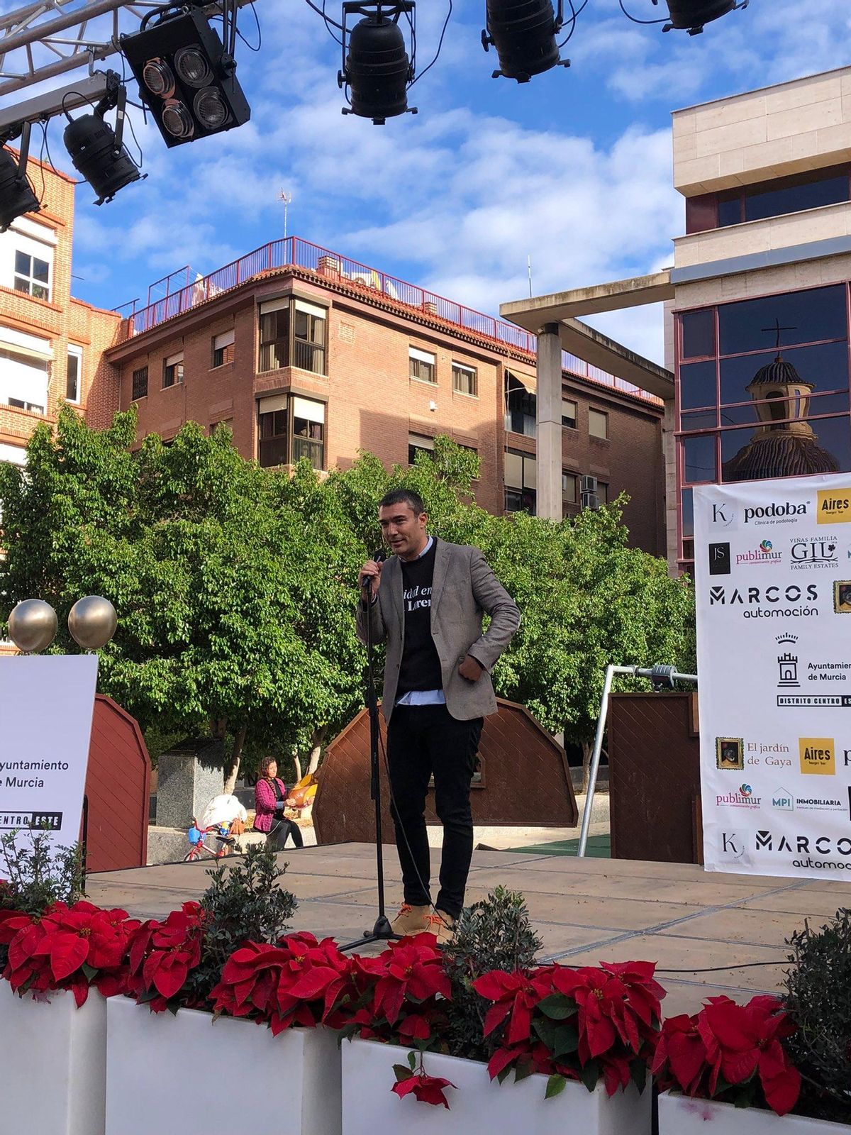 Tomás, en el mercadillo solidario de San Lorenzo, a finales del año pasado.