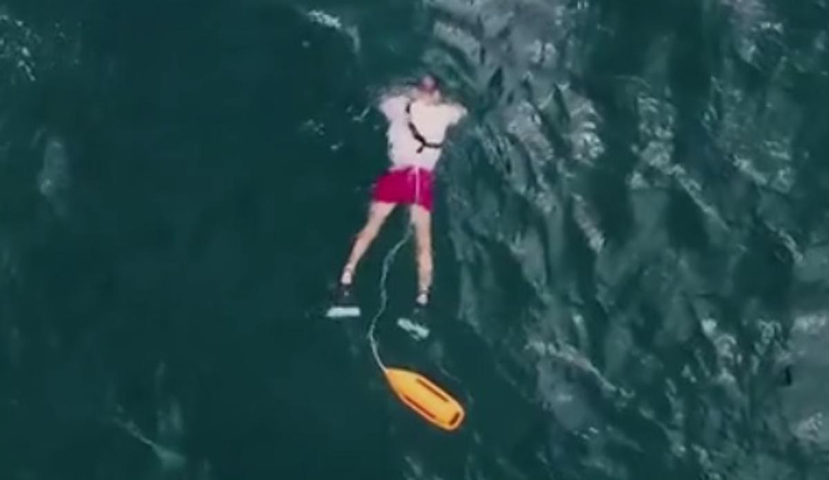 ¿Sabías que los socorristas en Canarias no ganan lo suficiente para vivir?