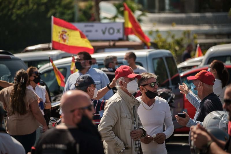 Manifestación de VOX en Santa Cruz de Tenerife  | 23/05/2020 | Fotógrafo: Andrés Gutiérrez Taberne