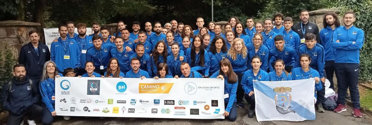 Los integrantes de la nutrida expedición gallega que disputaron los FRS Recruitment GAA Wolrd Games de Londonderry. |