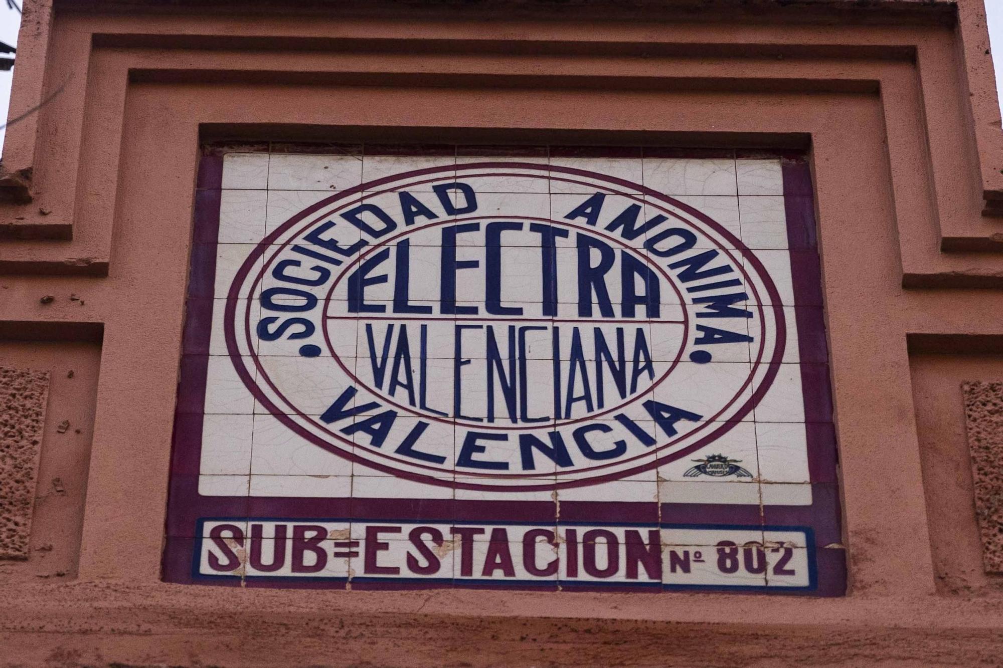 Carteles y tipografías antiguas de València (1)