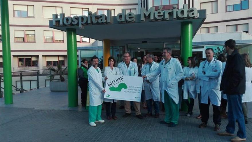 paro de médicos en 50 centros