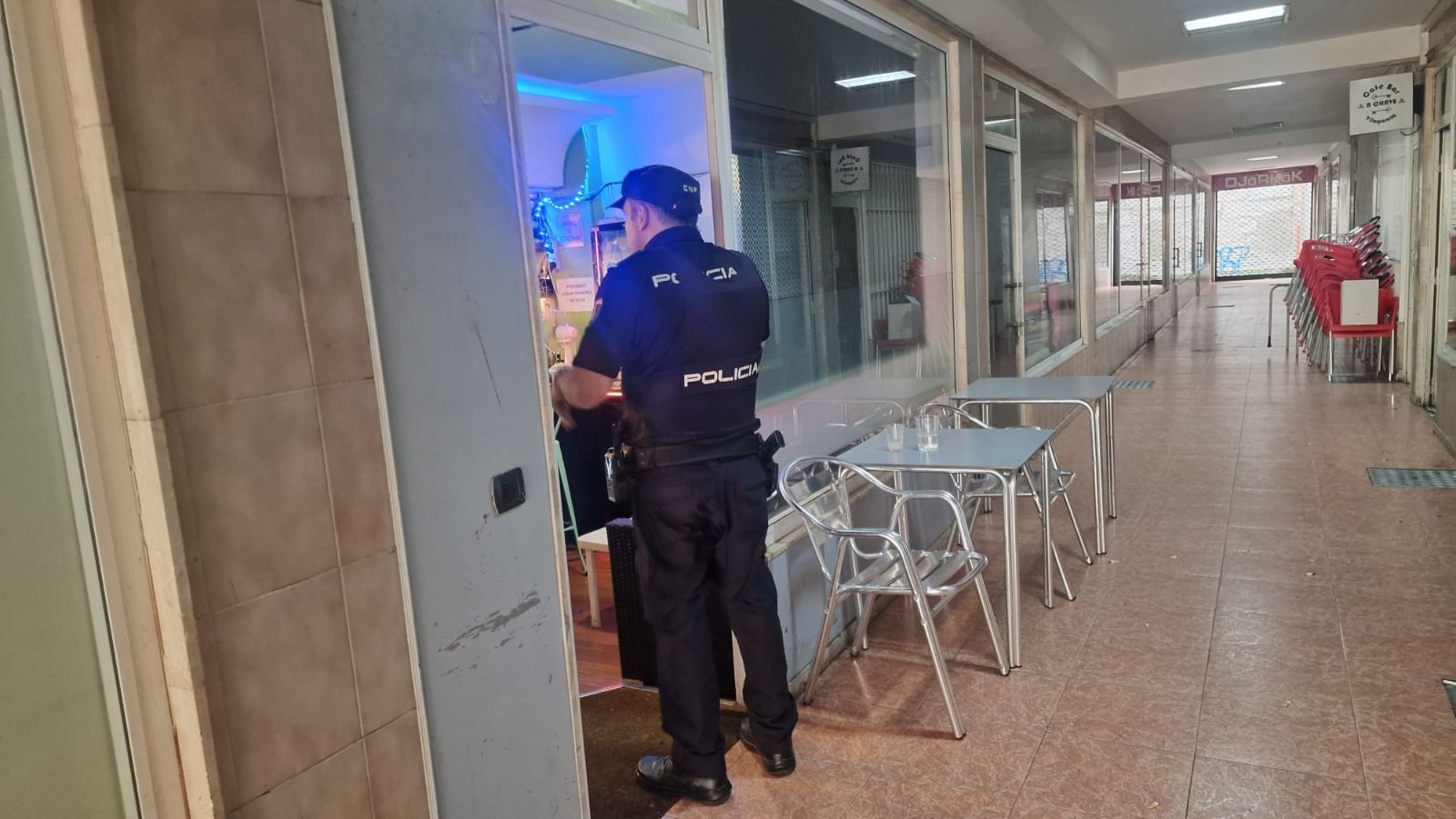 Tarde de perros, policía y drogas con dos detenidos más