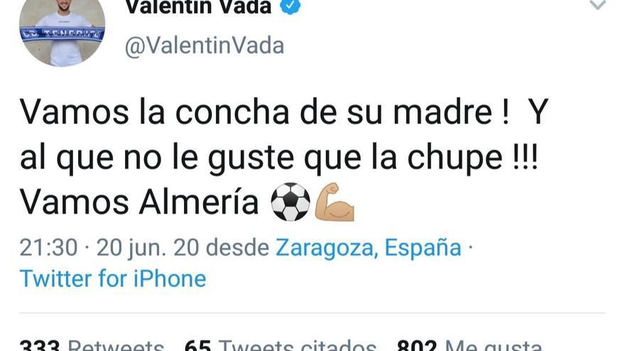 Tuit de Vada tras la victoria del Almería en Zaragoza en la temporada 19-20.