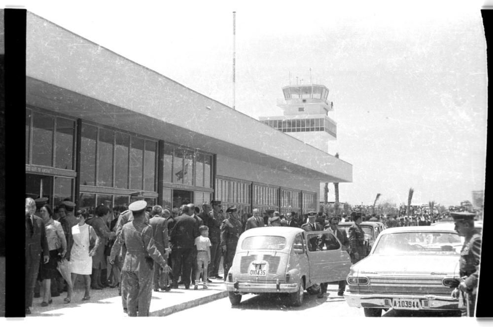 Inauguración del aeropuerto en 1967