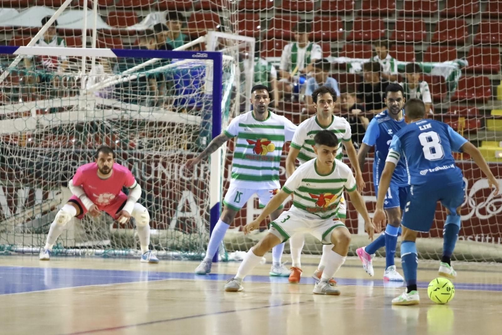 Córdoba Futsal-Real Betis Futsal | Las imágenes del partido en el Palacio Vista Alegre