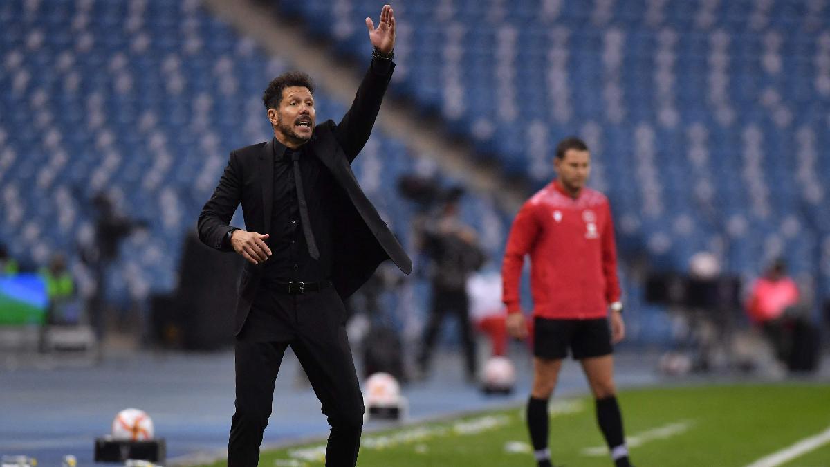 Diego Simeone, entrenador del Atlético de Madrid, durante las semifinales de la Supercopa