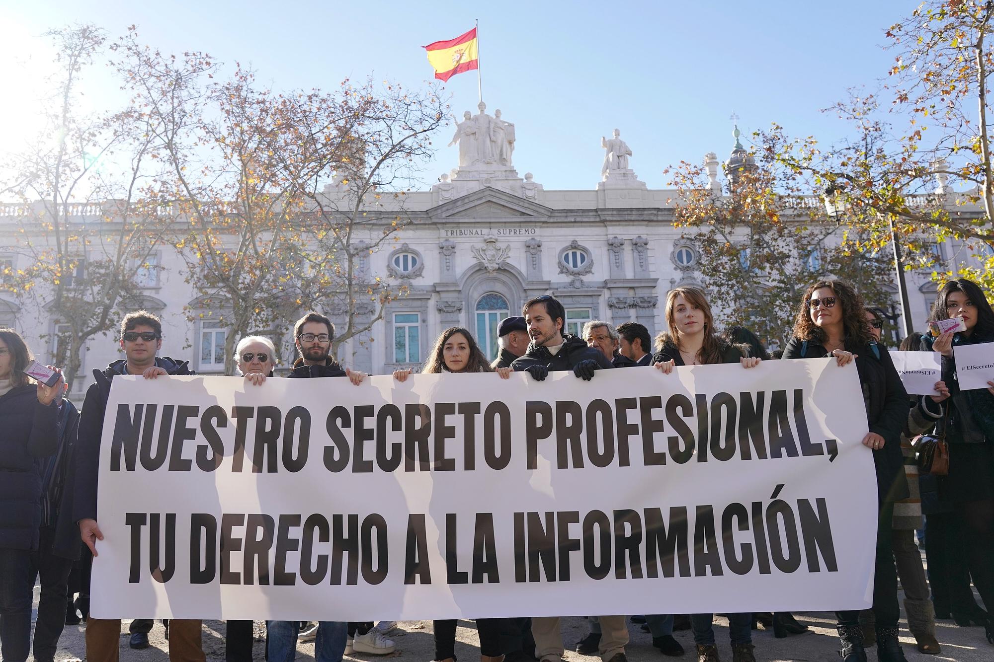 Concentración de periodistas ante el Tribunal Supremo, contra la actuación judicial en Mallorca, en diciembre de 2018.