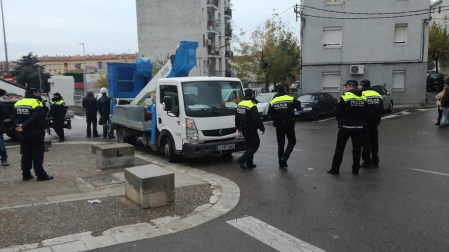 Continua el dispositiu policial a Sant Joan