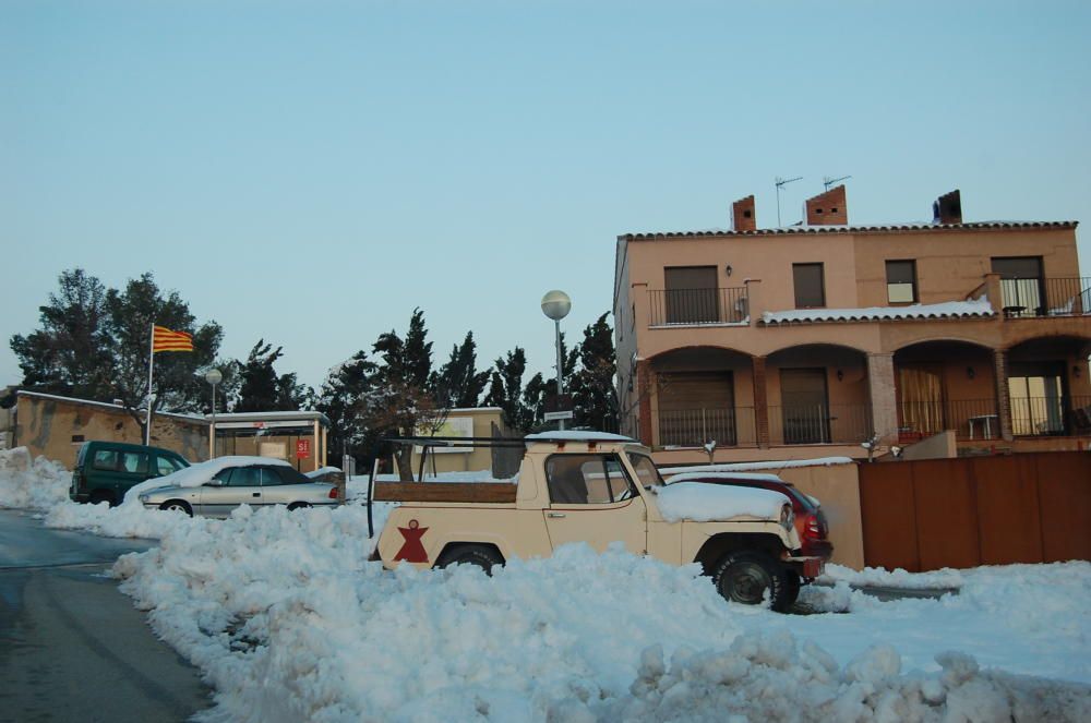 La neu va emblanquinar tota la comarca