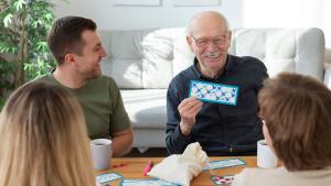 Guatafac, Quick Stop, Cluedo y otros 9 juegos de mesa para disfrutar en grupo