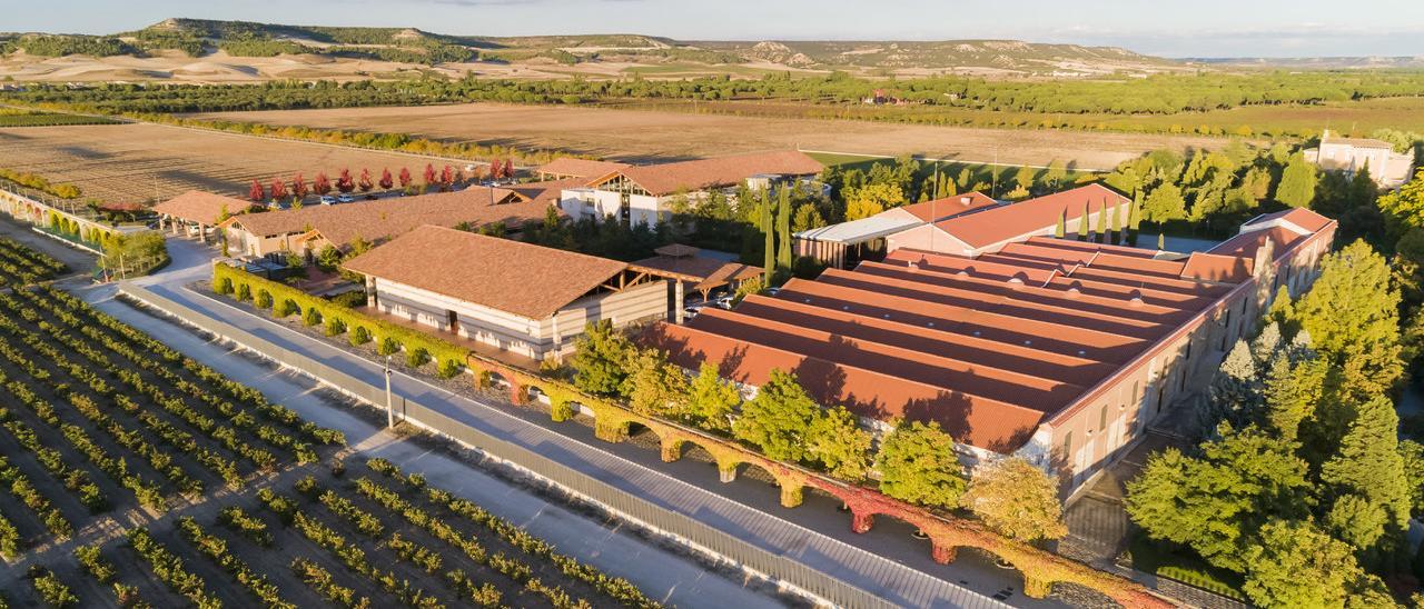 Instalaciones de la bodega Vega Sicilia.