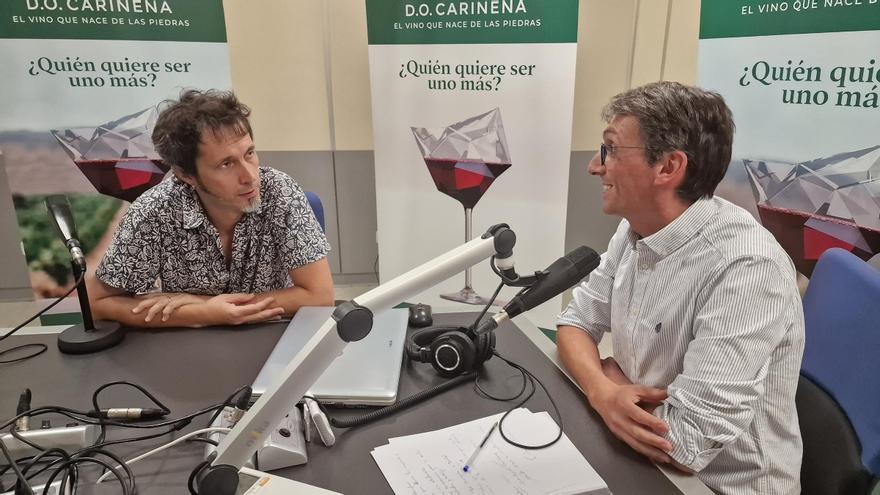 Raúl Igual conversa con David Angulo: «El vino siempre está en los momentos bonitos»