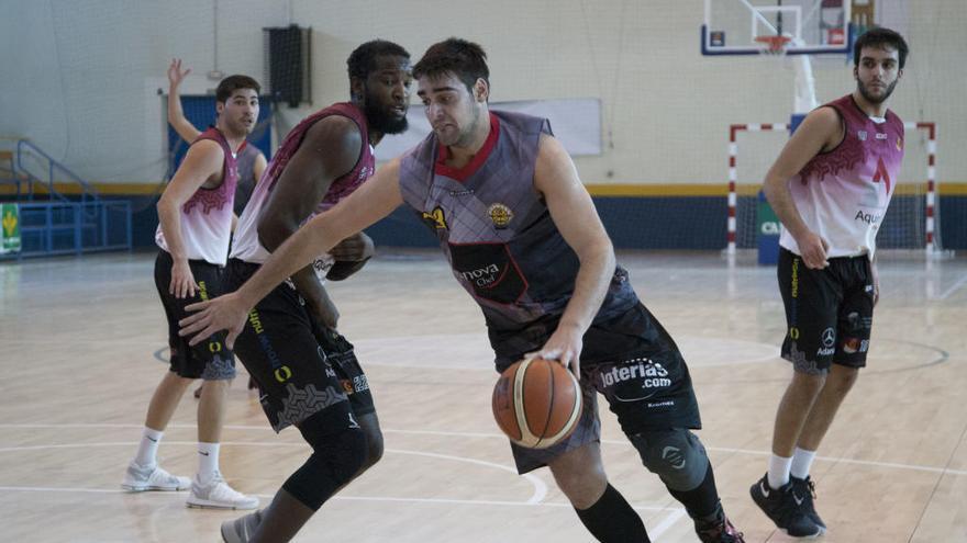 El Innova Chef se impone en el derbi al Carbajosa (84-77)