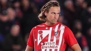 Marcos Llorente, durante el calentamiento previo al Barça-Atlético