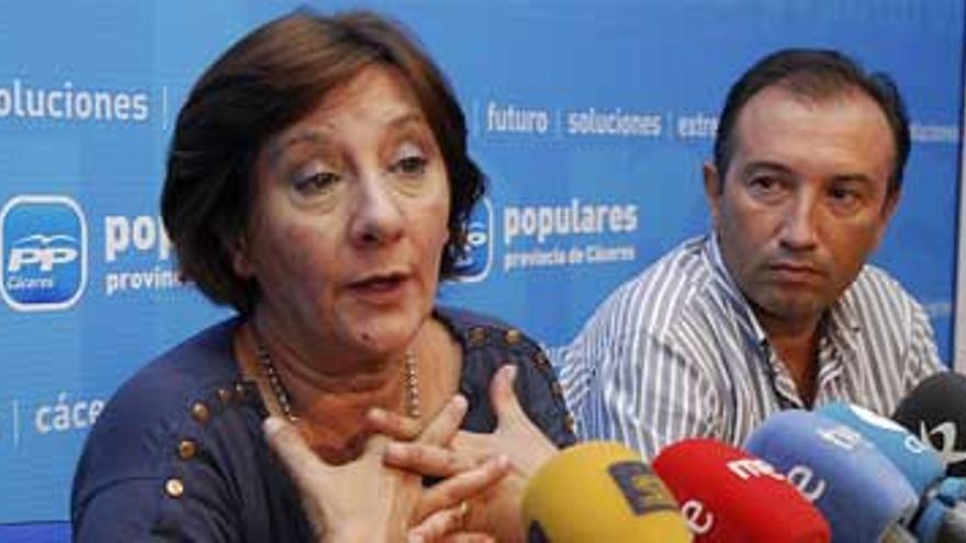 La alcaldesa de Moraleja dejará su cargo si el PSOE retira la moción