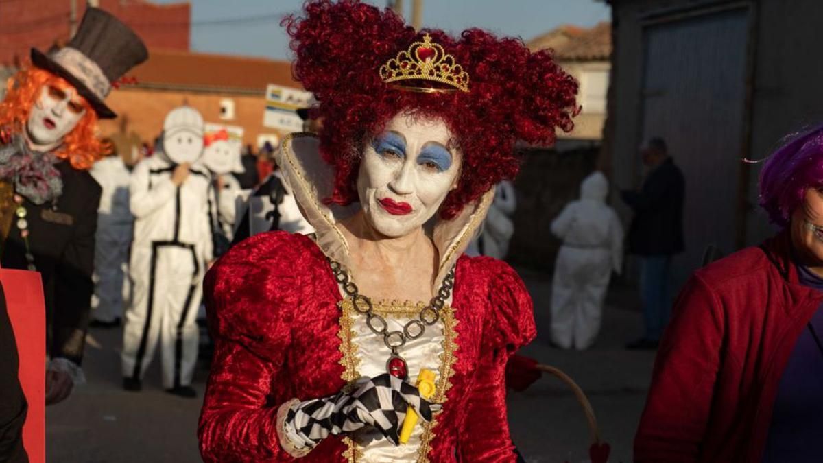 La reina de Corazones de Alicia en El País de las Maravillas, visto en Moreruela de los Infanzones.jpg