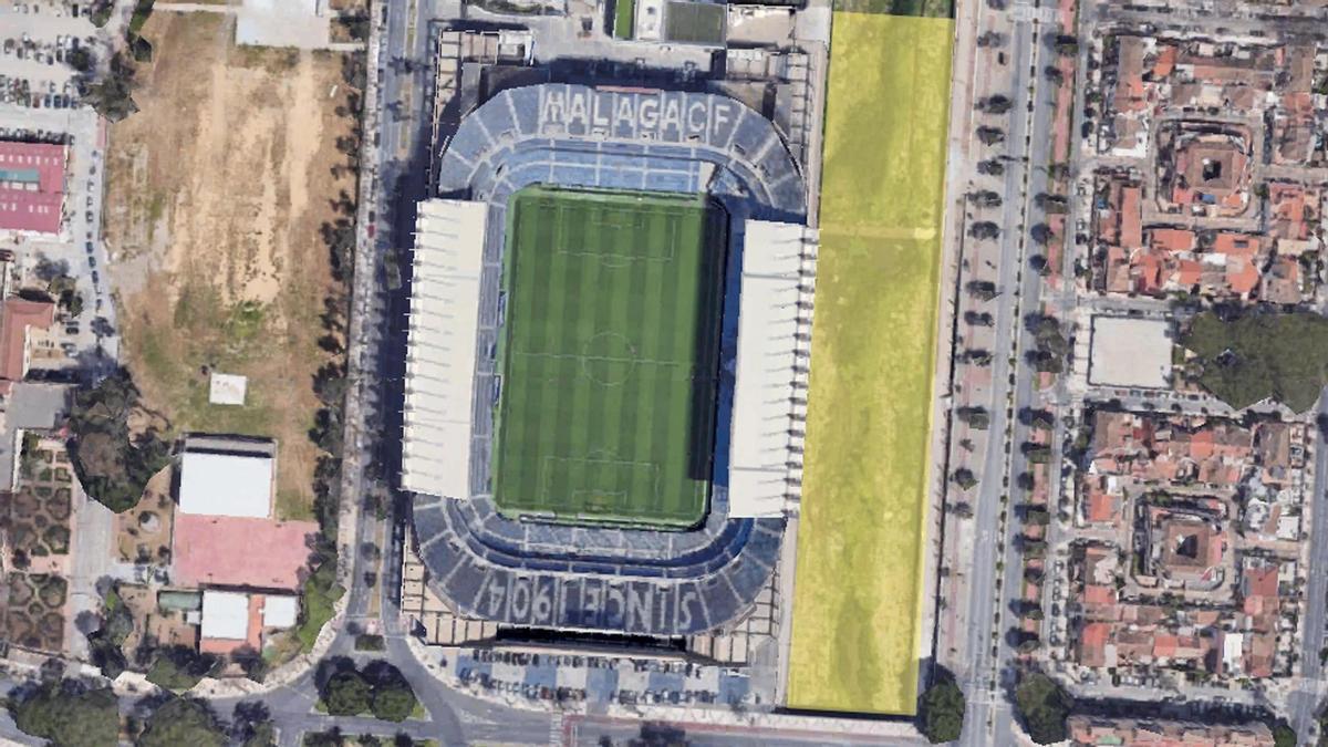 En la imagen, en amarillo sobre el cauce del Guadalmedina, ubicación del puente plaza proyectado.