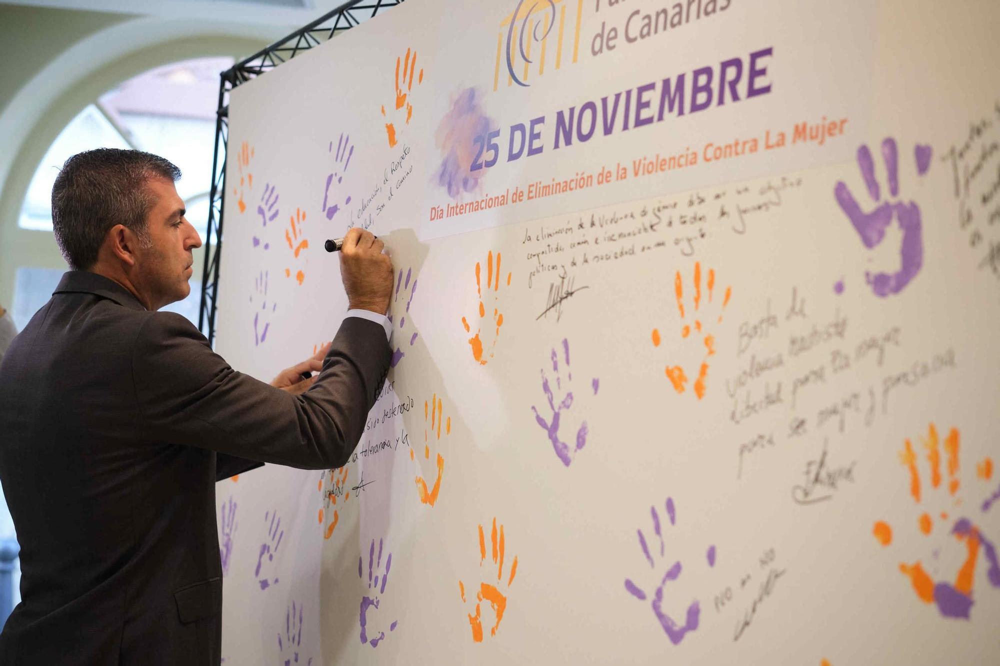 Mural contra la violencia de género en el Parlamento