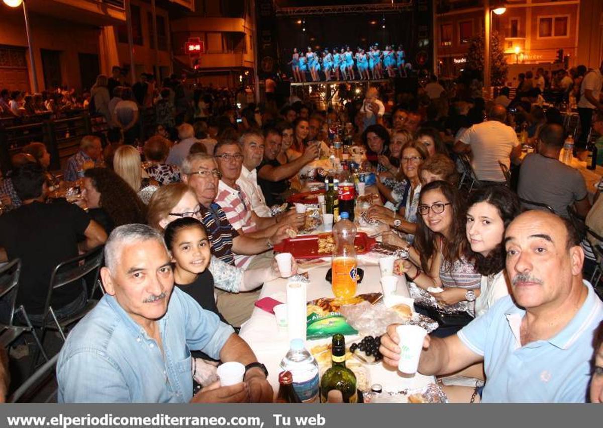 GALERÍA FOTOS -- La gastronomía, protagonista en la avenida de la Murà de Vila-real