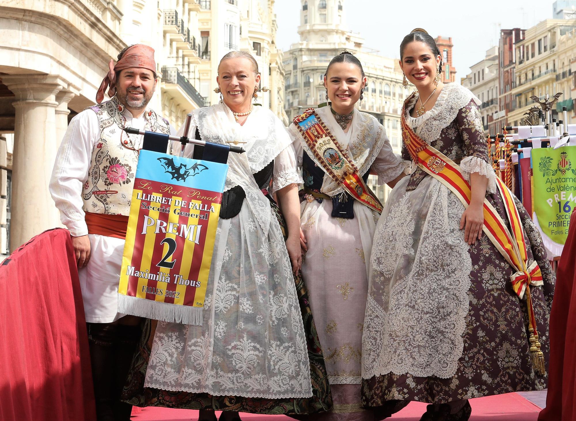 Entrega de los premios de las Fallas 2022 a las comisiones (III)