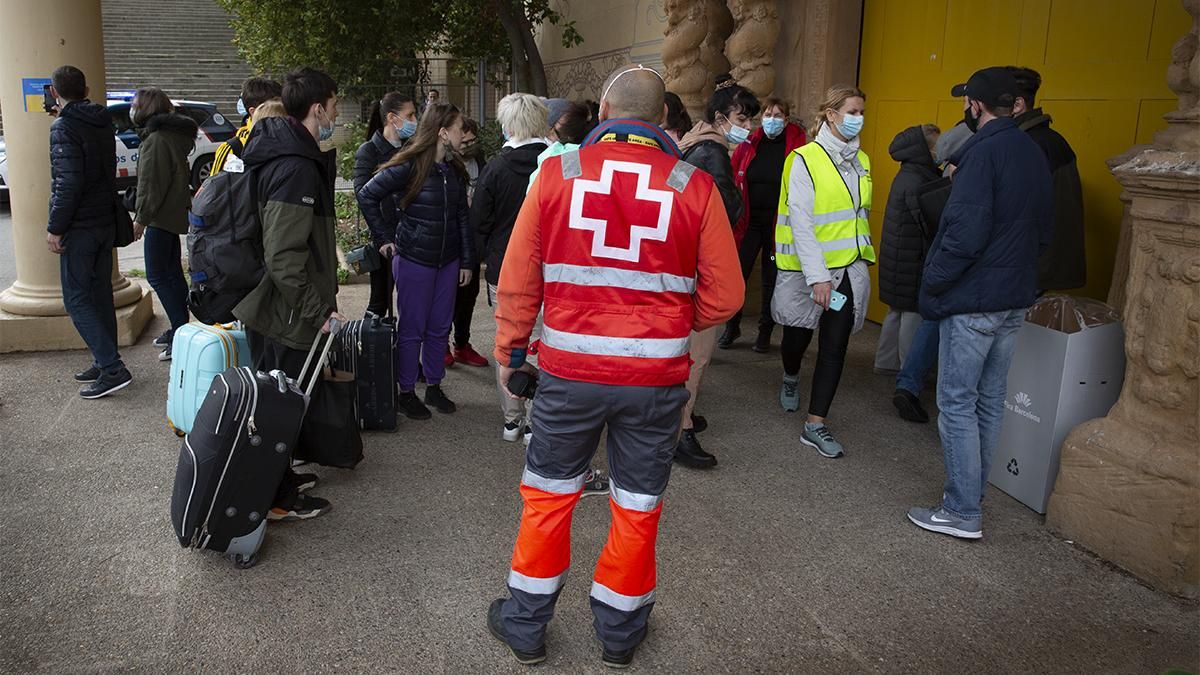 Apertura del centro de distribución de refugiados ucranianos de La Fira de Barcelona.