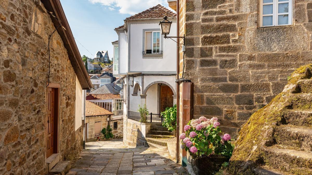 El pueblo más bonito de Ourense es uno asomado al cañón del Sil